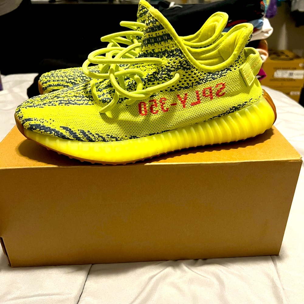 Yeezy 350 size 7.5